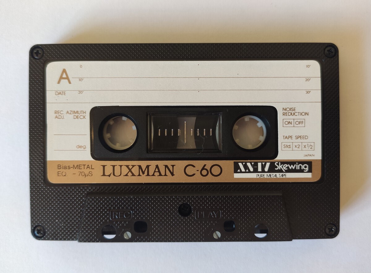 Необычные кассеты LUXMAN XN «Skewing»